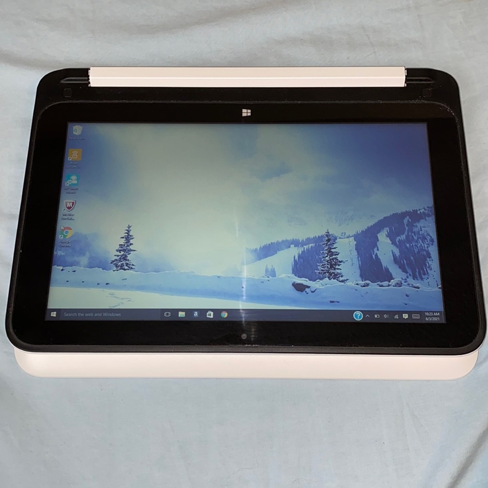 Touchscreen Laptop - Picture 4 of 5